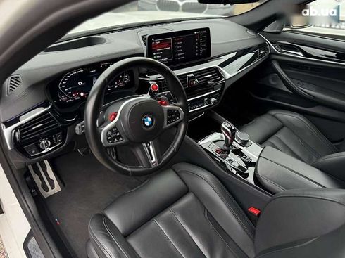 BMW M5 2022 - фото 26
