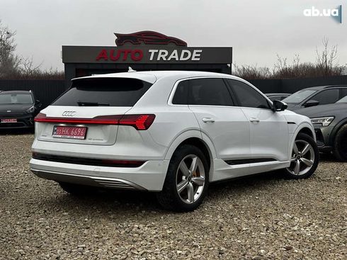 Audi E-Tron 2021 - фото 14