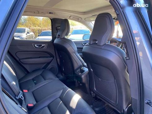 Volvo XC60 2019 - фото 21
