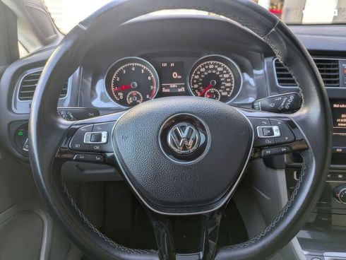 Volkswagen Golf 2018 белый - фото 9