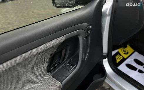 Skoda Fabia 2010 - фото 19