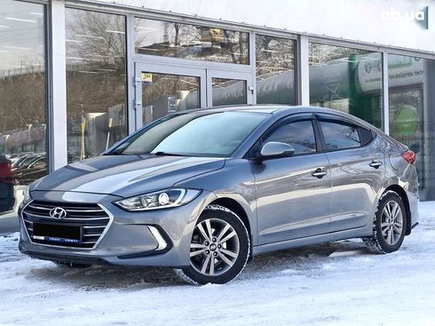 Hyundai Elantra 2018 - фото 10