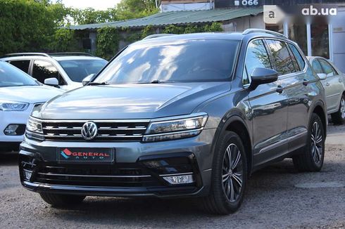 Volkswagen Tiguan 2018 - фото 17