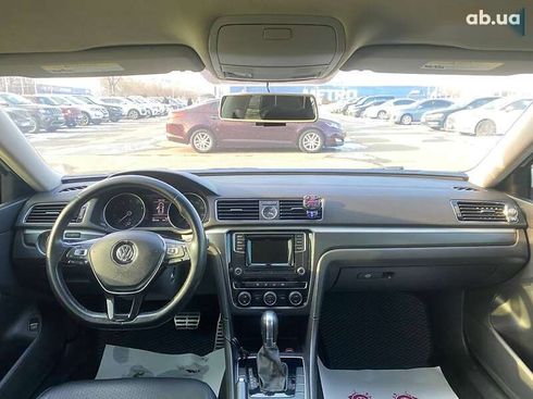 Volkswagen Passat 2016 - фото 16