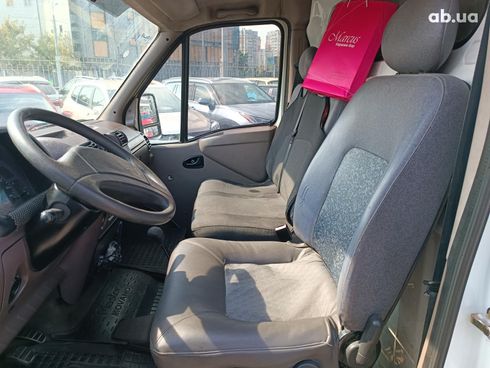 Opel Movano 2000 белый - фото 16