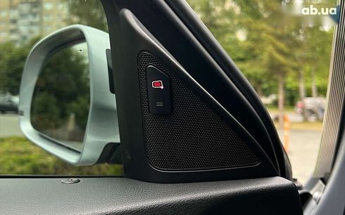 Audi Q3 2016 - фото 28