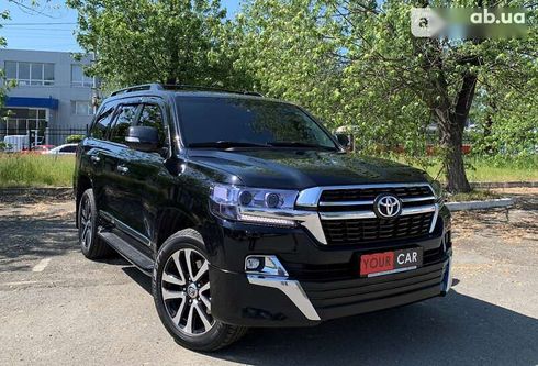 Toyota Land Cruiser 2017 - фото 9