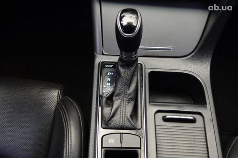 Hyundai Sonata 2017 серый - фото 18