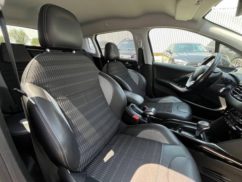 Peugeot 2008 2018 серый - фото 39