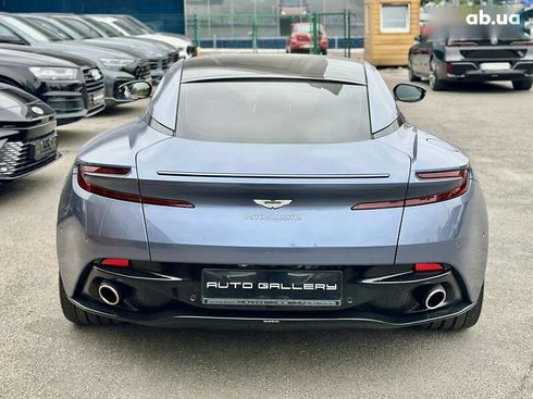 Aston Martin DB11 2017 - фото 13