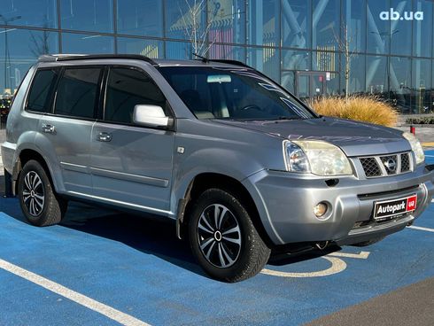 Nissan X-Trail 2005 серый - фото 27