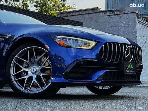 Mercedes-Benz AMG GT 4 2019 - фото 16