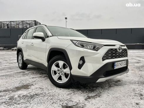 Toyota RAV4 2020 - фото 4
