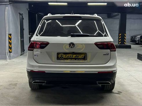 Volkswagen Tiguan 2018 - фото 6