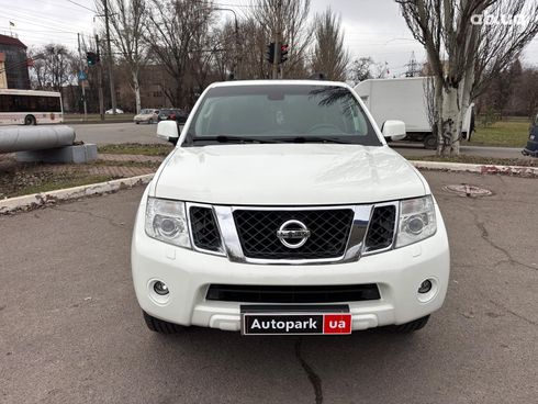 Nissan Pathfinder 2011 белый - фото 8