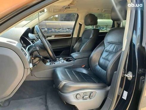 Volkswagen Touareg 2018 - фото 15