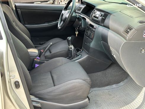Toyota Corolla 2005 серый - фото 37