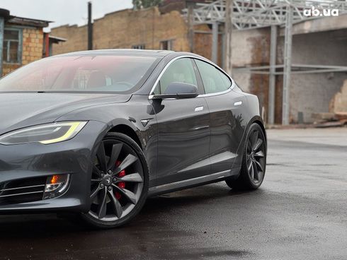 Tesla Model S 2017 серый - фото 4