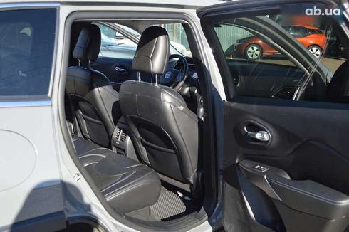 Jeep Cherokee 2019 - фото 19