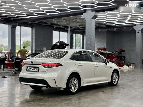 Toyota Corolla 2020 - фото 9