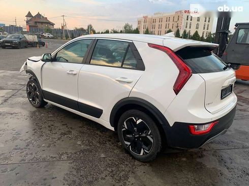 Kia Niro 2023 - фото 3