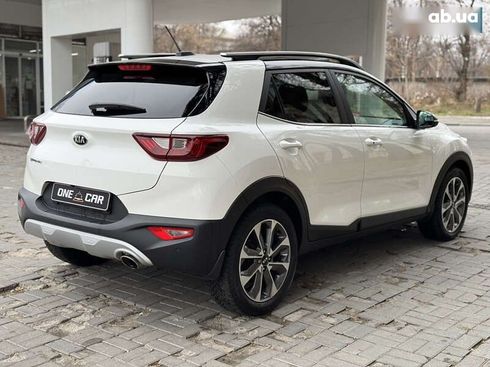 Kia Stonic 2020 - фото 6