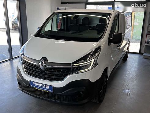 Renault Trafic 2019 - фото 8
