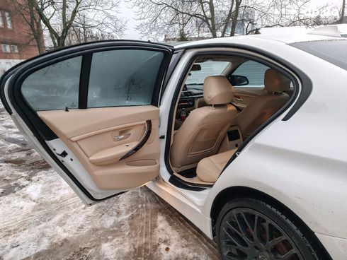 BMW 3 серия 2015 белый - фото 15