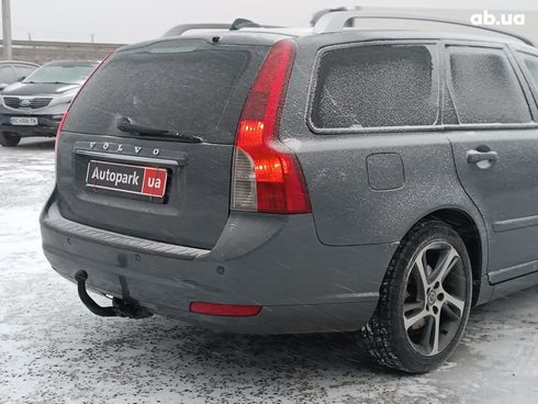 Volvo V50 2012 серый - фото 10