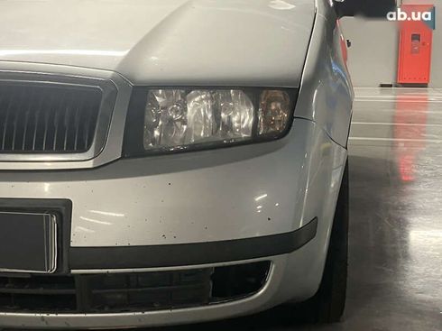 Skoda Fabia 2003 - фото 9