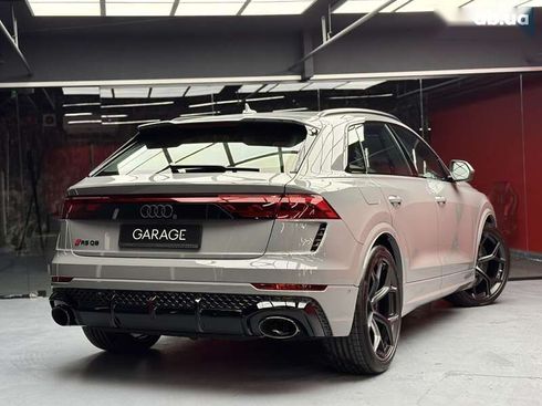 Audi RS Q8 2025 - фото 22