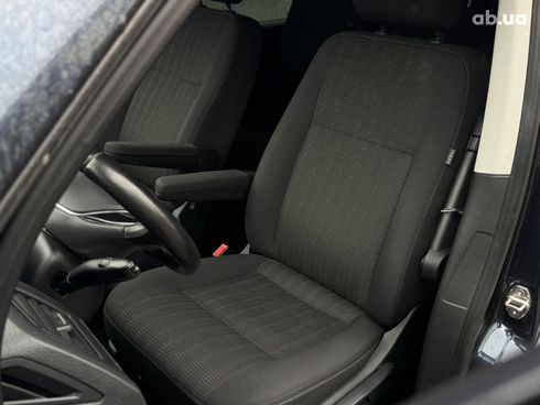Volkswagen Caravelle 2017 синий - фото 39