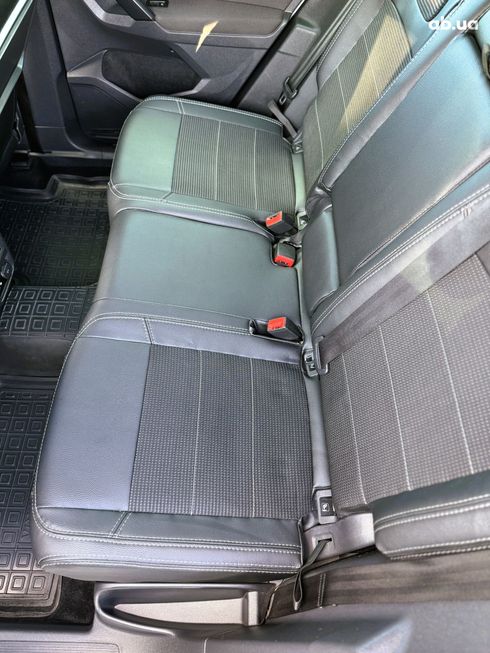Volkswagen Tiguan 2017 белый - фото 13