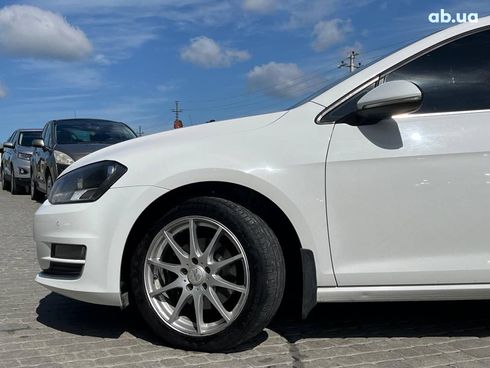 Volkswagen Golf 2015 белый - фото 12