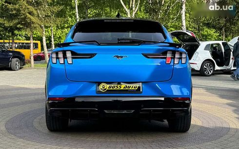 Ford Mustang Mach-E 2022 - фото 6
