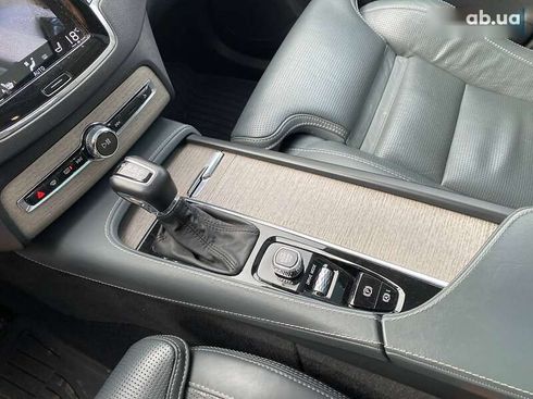 Volvo XC90 2020 - фото 18