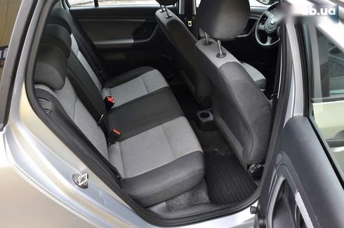 Skoda Fabia 2011 - фото 24