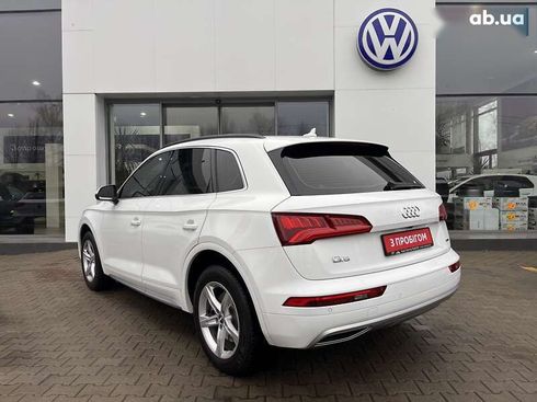 Audi Q5 2017 - фото 5