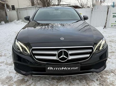 Mercedes-Benz E-Класс 2018 - фото 9