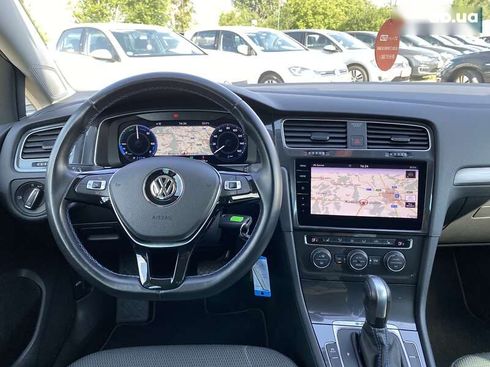 Volkswagen e-Golf 2020 - фото 20