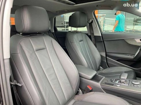Audi A4 2019 - фото 26