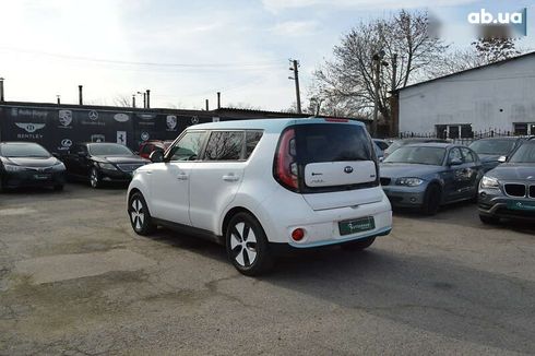 Kia Soul EV 2016 - фото 6