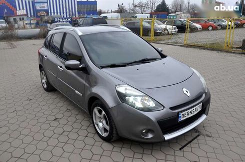 Renault Clio 2011 - фото 6