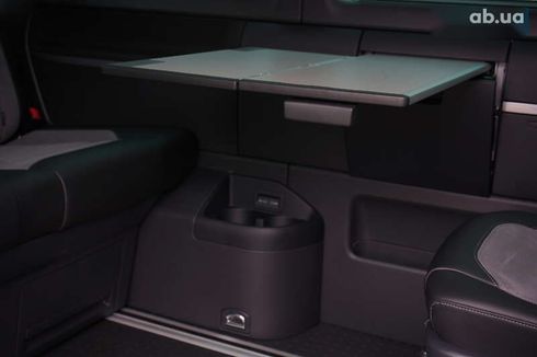 Volkswagen Multivan 2020 - фото 28