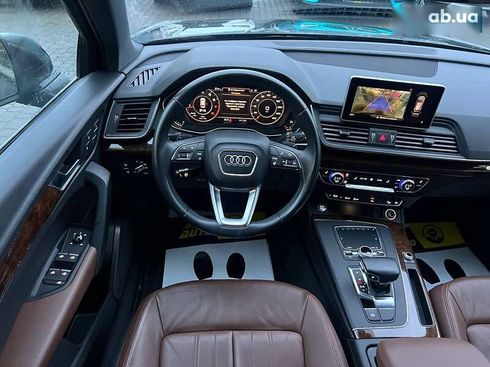 Audi Q5 2017 - фото 12
