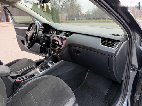 Skoda Octavia 2018 - фото 25
