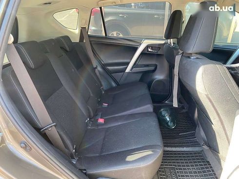 Toyota RAV4 2015 - фото 22