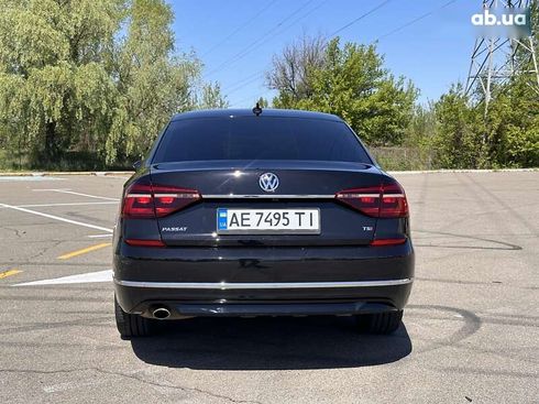 Volkswagen Passat 2017 - фото 21