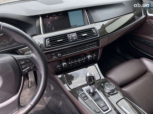 BMW 5 серия 2015 - фото 23