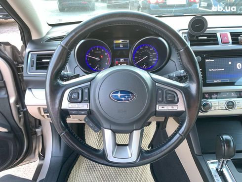 Subaru Outback 2016 бежевый - фото 80
